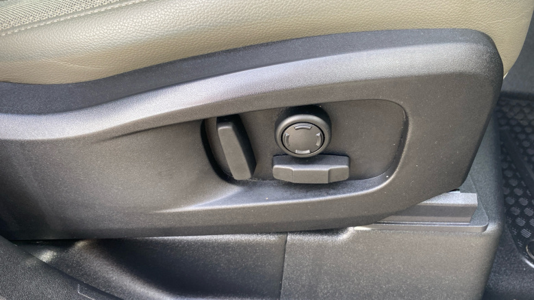 Land Rover Defender 2.0 D240 First Edition 110 5dr Auto Diesel Estate